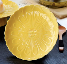 Load image into Gallery viewer, Yellow Flower Ceramic Cakestand
